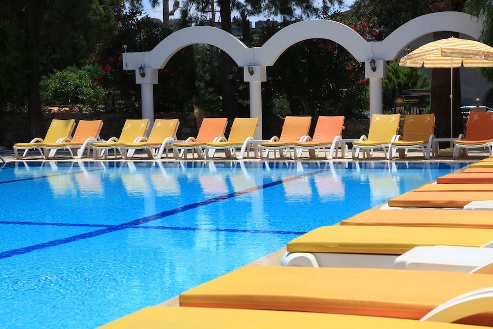 Natur Garden Hotel Bitez Exterior foto
